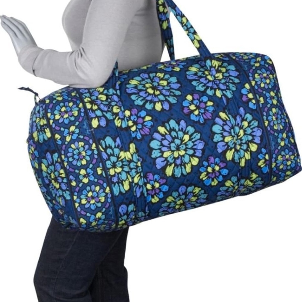 Vera Bradley large duffel bag